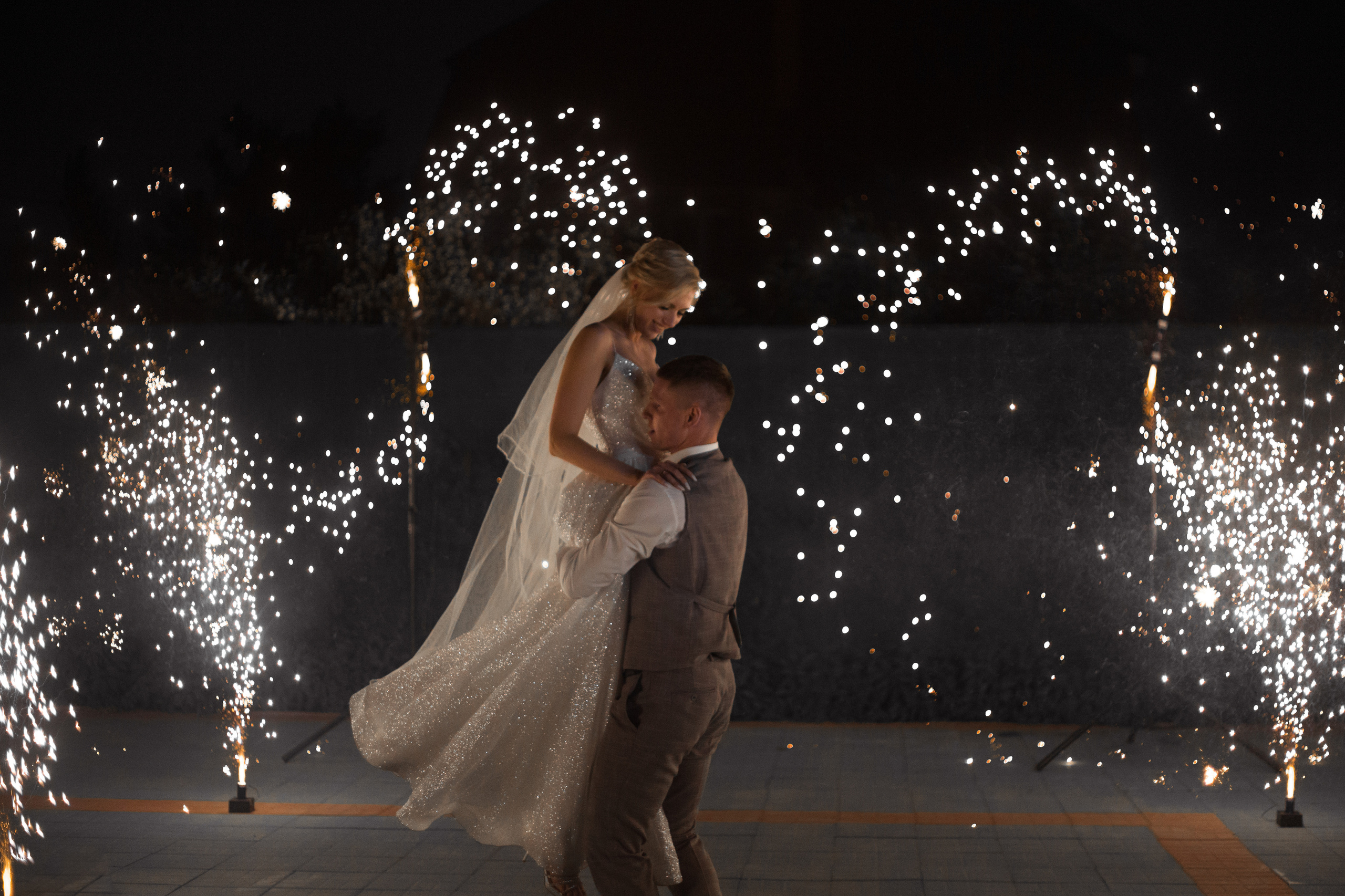 Услуги. ФОТОГРАФ В ТЮМЕНИ ЕЛИЗАВЕТА КОНОВАЛОВА