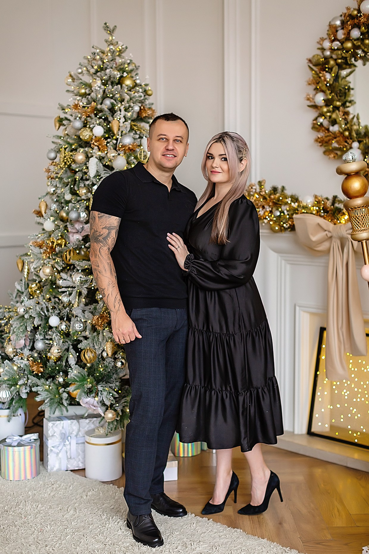 Новогодняя семейная фотосессия в зале Милан. Детский и семейный фотограф в Екатеринбурге