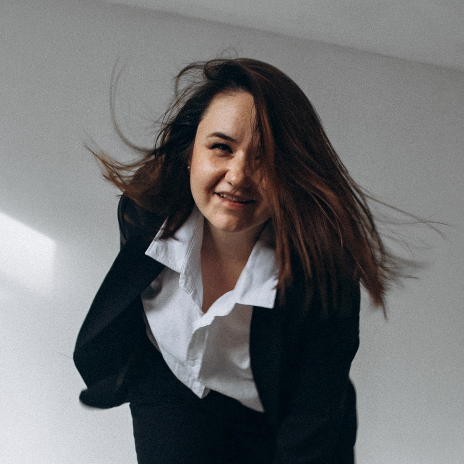 Контакты. Фотопрогулка в Петербурге. Индивидуальный и семейный фотограф в Санкт-Петербурге