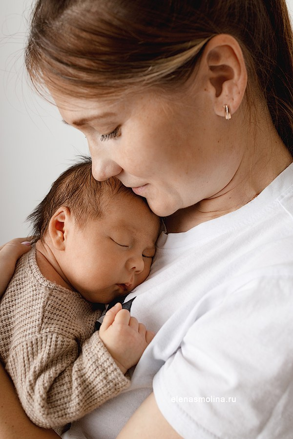 Фотосессия новорожденного на дому. Фотограф новорожденных в Чебоксарах Елена Смолина