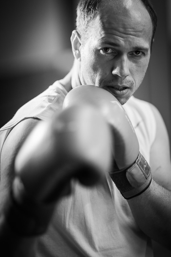 ПСИХОЛОГИЧЕСКИЙ ПОРТРЕТ: ЗАСТЫВШЕЕ КИНО. Фотограф Дмитрий Грант