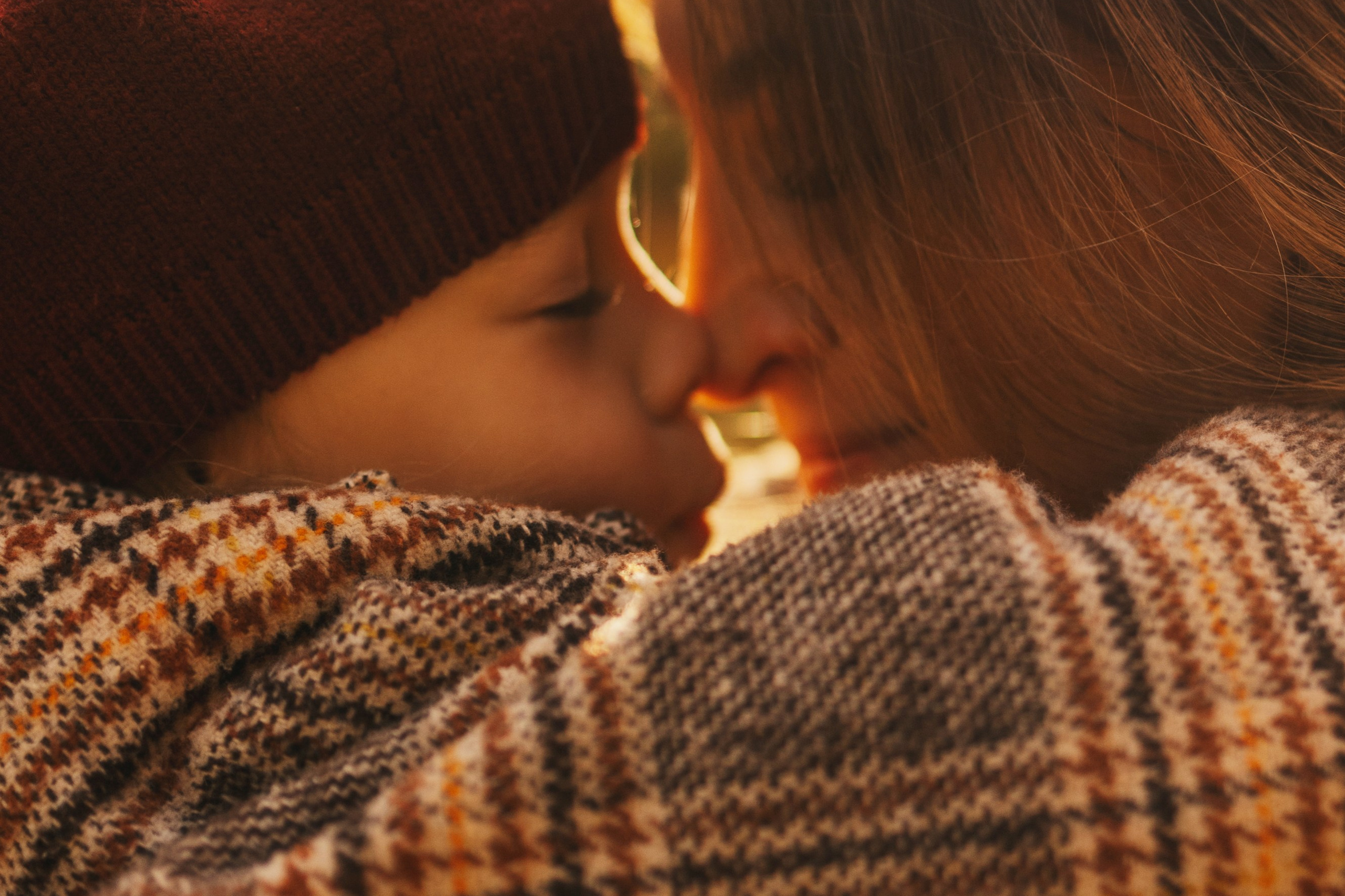 Уличная семейная фотосессия: Солнце, ветер и ваша настоящая история! | Приключения и эмоции