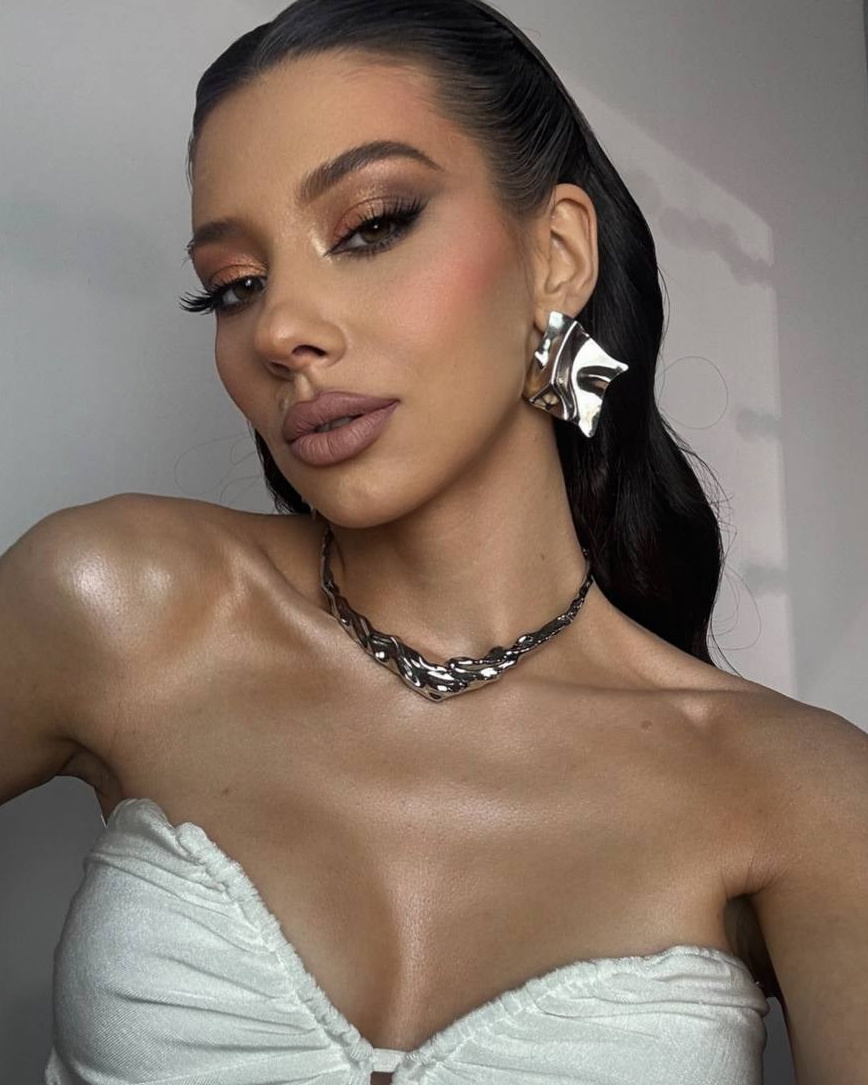 Трансформационный фотограф Lina Gaechka