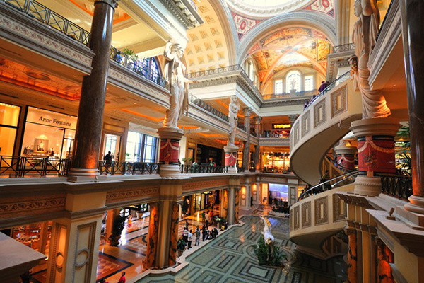 Свадебная фотосессия в Торговом центре Vegas