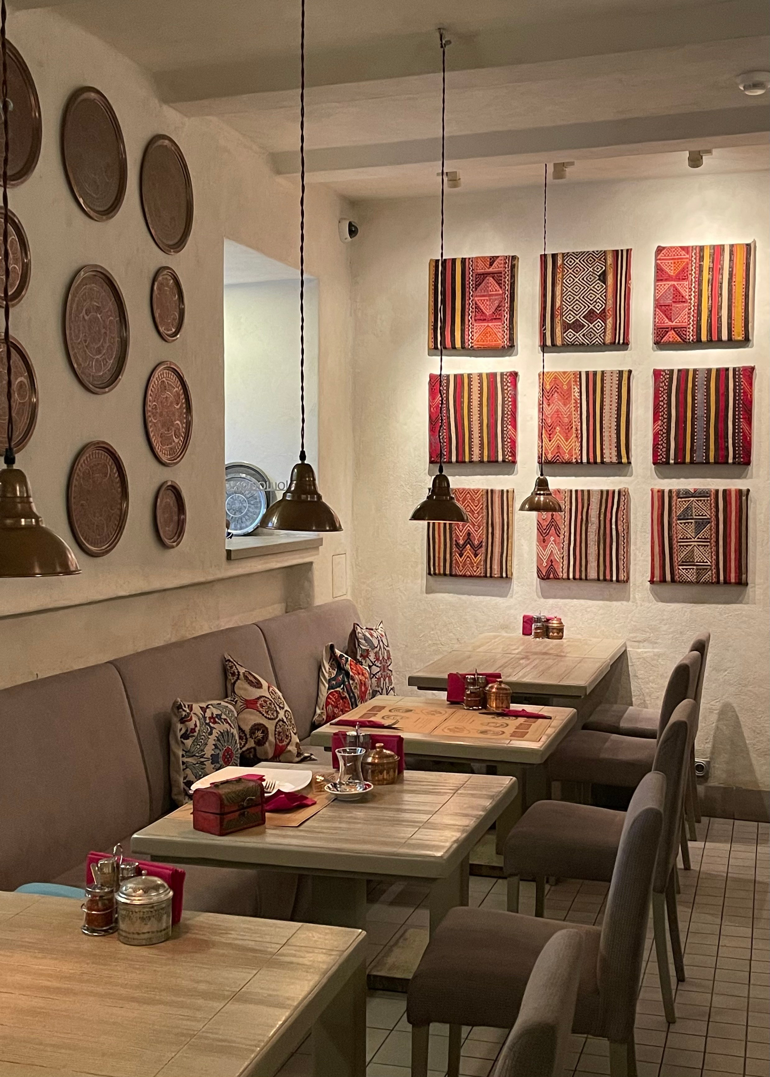 Москва гурманам. Экскурсовод по Москве Беляева Валентина