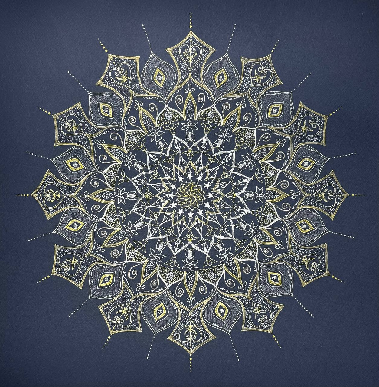 Arisa — сакральные картины Мироздания