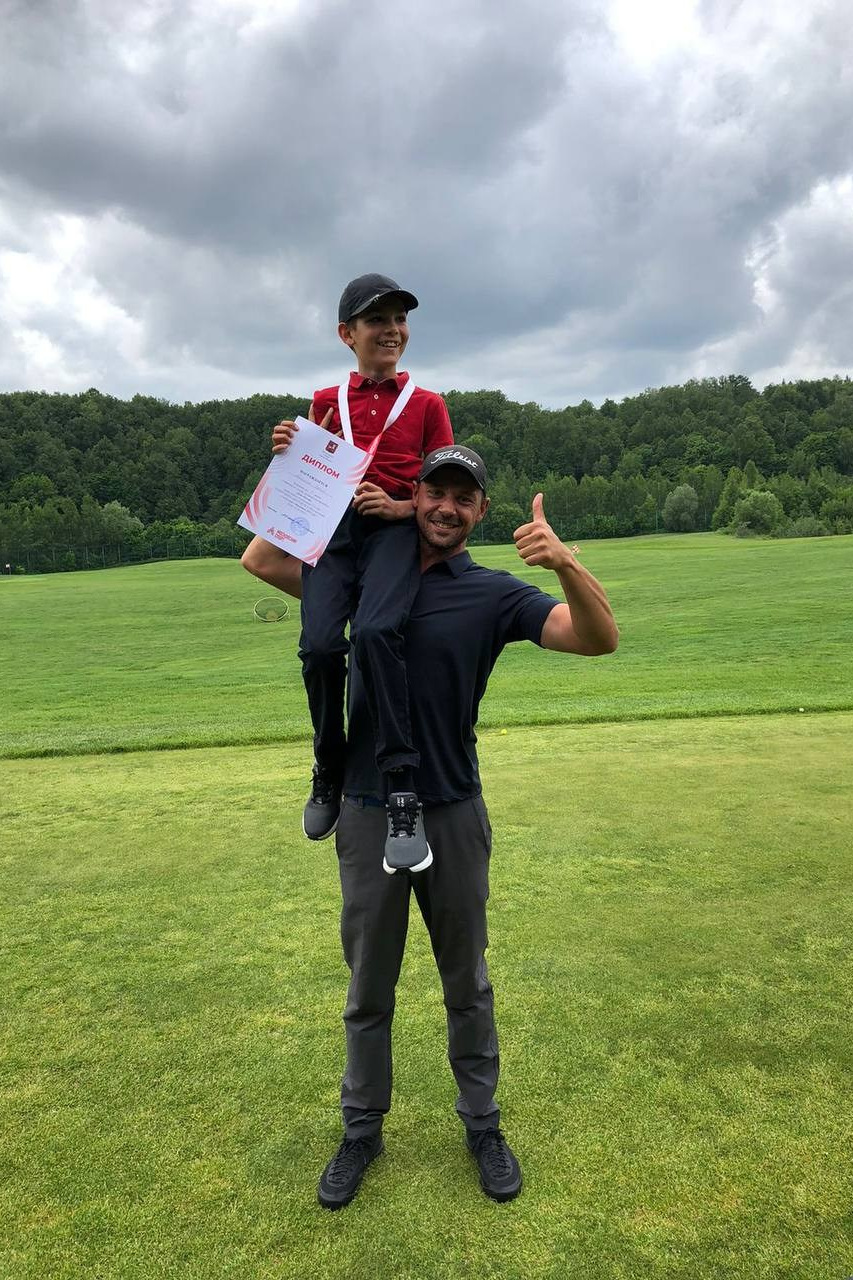 Школа гольфа для детей в Куркино в Москве с лучшими тренерами. Гольф Москва. Школа Новогорск гольф. Гольф Москва цены