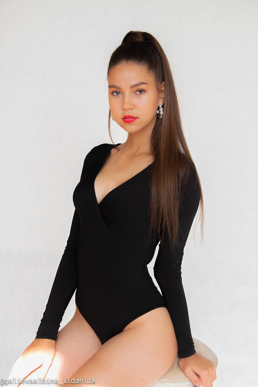 Памятка для учеников модельной школы. ДИРЕКТОР МОДЕЛЬНОГО АГЕНТСТВА КАЗАНЬ