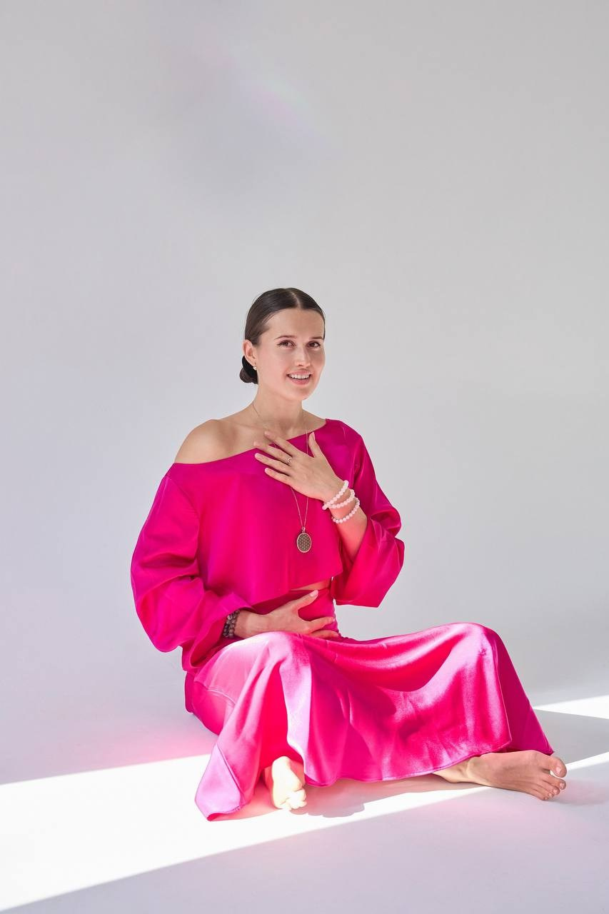 Контакты. Илина Стахеева! Ясновидящая Екатеринбург, целитель, гипнолог, энергопрактик, преподаватель йоги