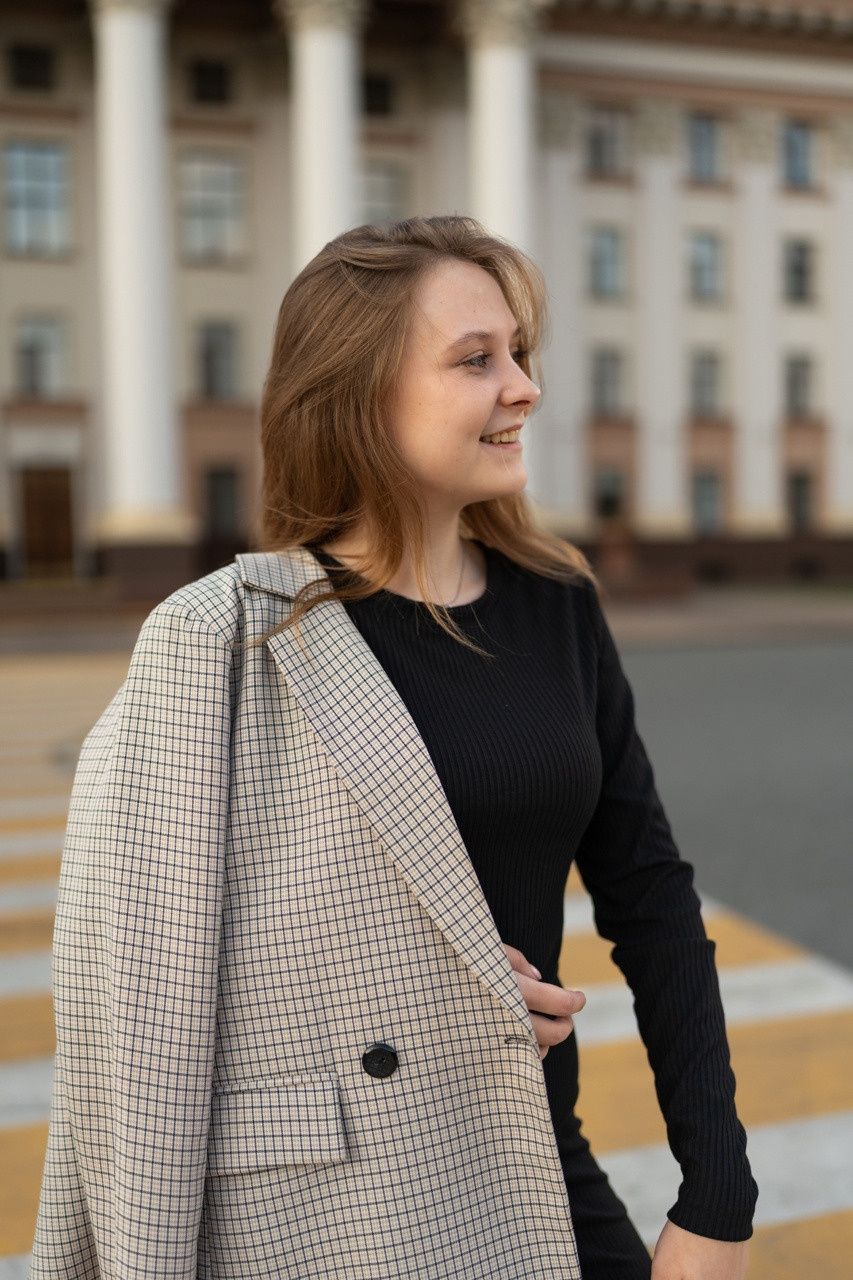 Контакты. ФОТОГРАФ В ТЮМЕНИ ЕЛИЗАВЕТА КОНОВАЛОВА