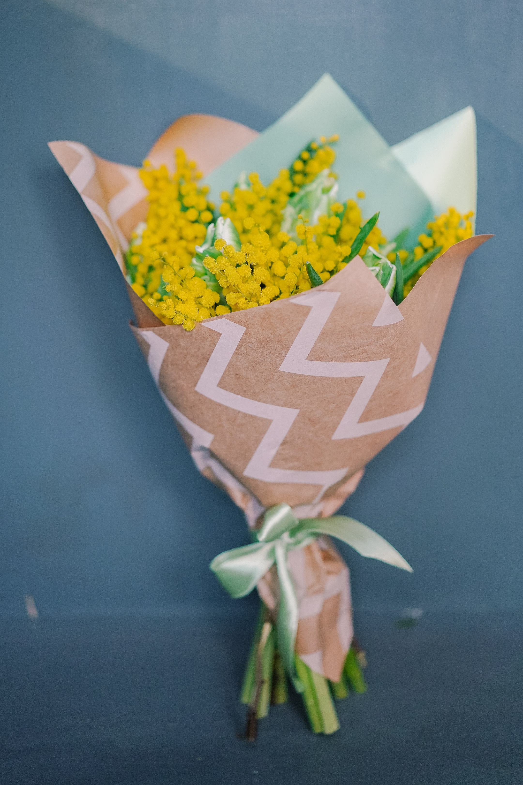 Букеты на 8 Марта. Цветы из вашего двора