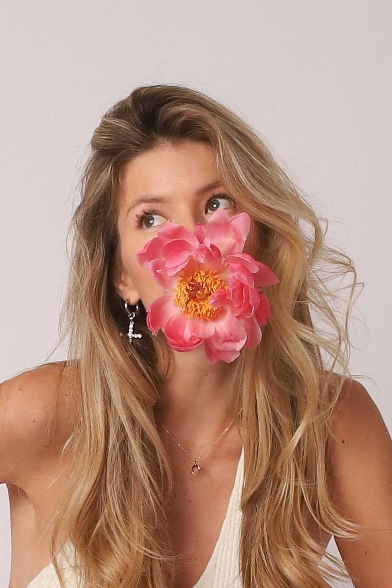 Белый фон в Автопортретной. Автопортретная Самара