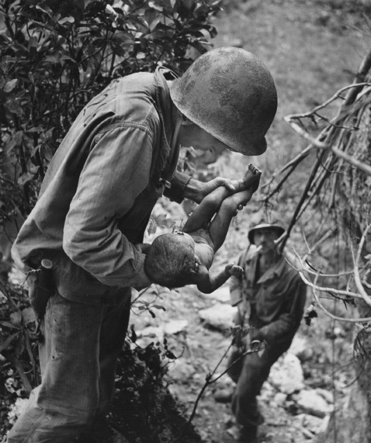 W. Eugene Smith. Выпускные альбомы, фотограф Денис Зимин в городе Ростове-на-Дону