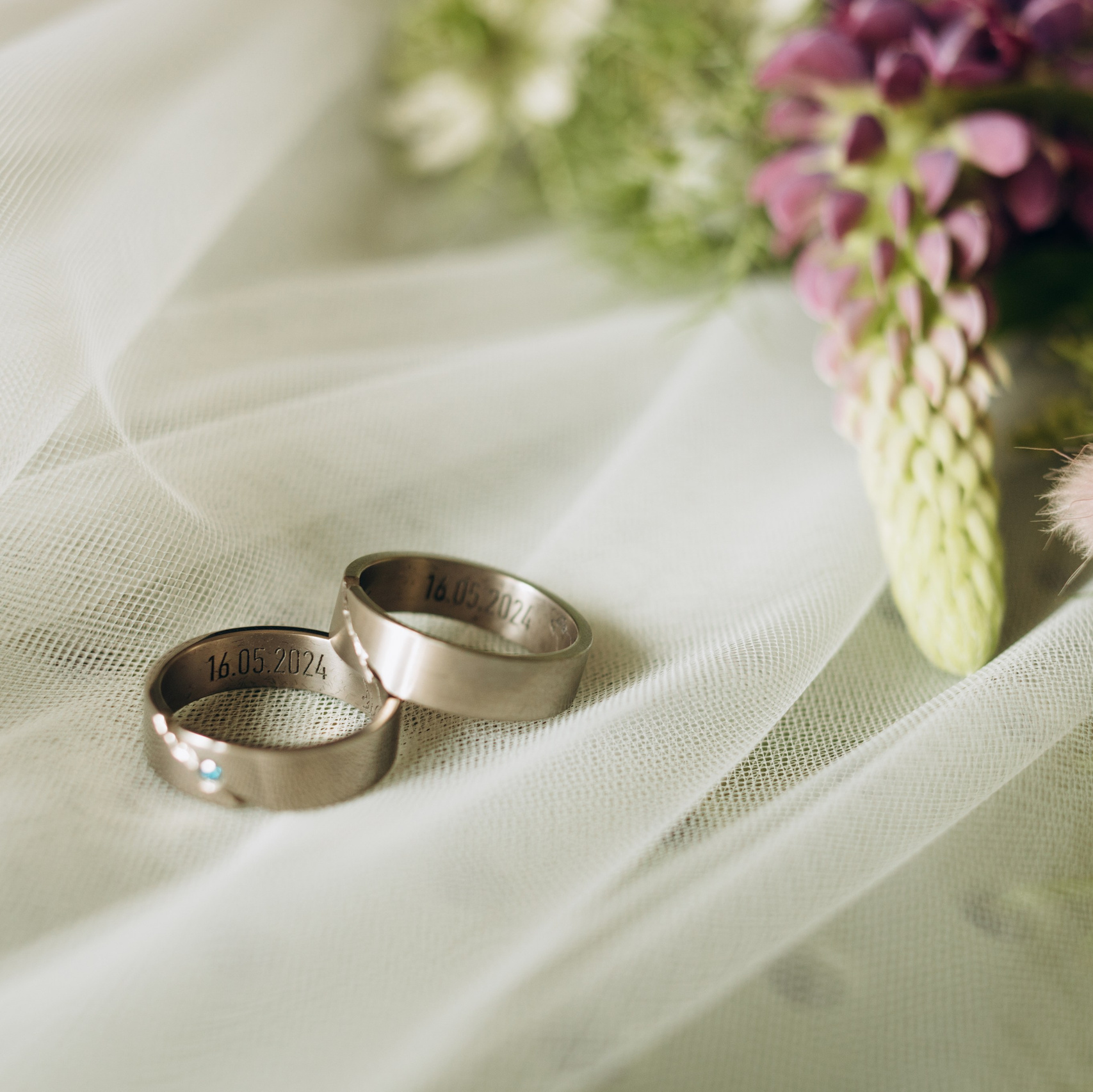 Wedding and portrait photographer