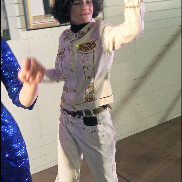 Люминографический карнавал новый год выставка маске-рад