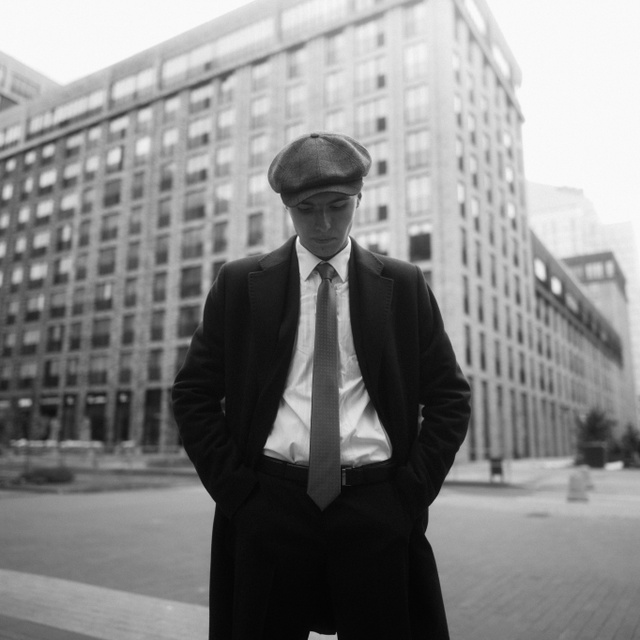 Мужская&nbsp;фотосессия&nbsp;по&nbsp;мотивам&nbsp;сериала&nbsp;острые&nbsp;козырьки.&nbsp;Москва