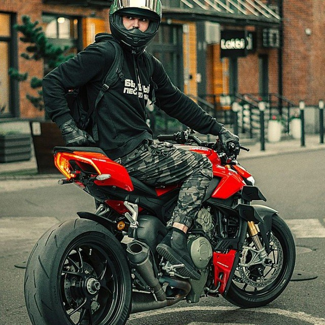 Отзывы. Портретный фотограф Москва Белогорцев Сергей