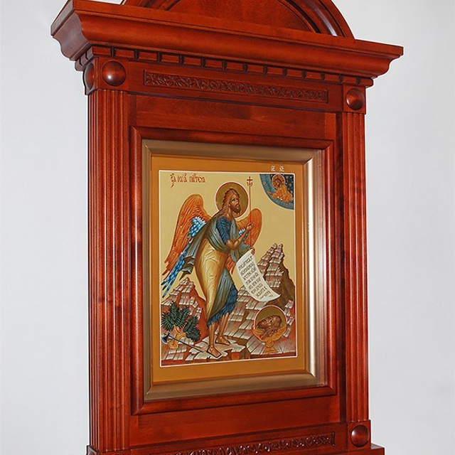 Киоты навесные. Стильная домашняя мебель