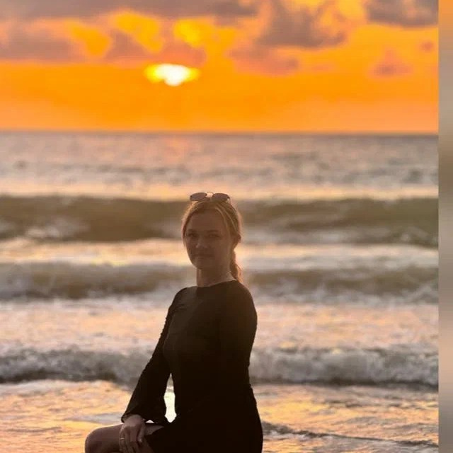 Отзывы. Стильные выпускные альбомы, детские фотосессии, сюжетные фотографии