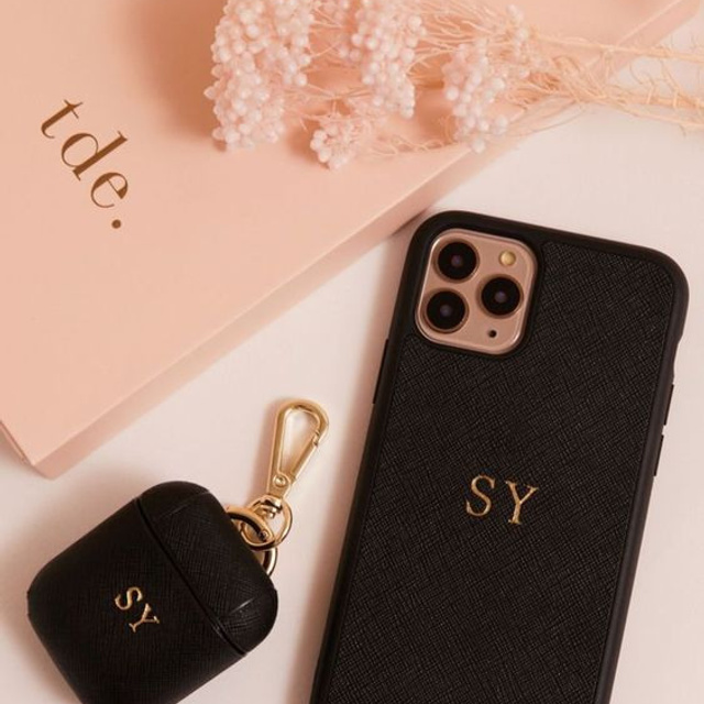 Предметное фото аксессуаров - мелочи, которые добавляют шарма вашему образу.