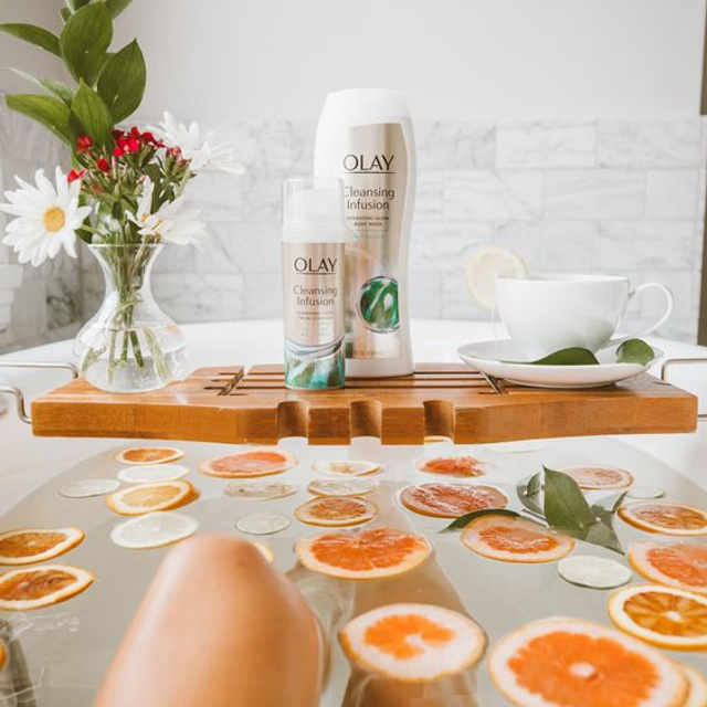 Предметное фото - стандартные аксессуары, которые делают дом функциональным и уютным.