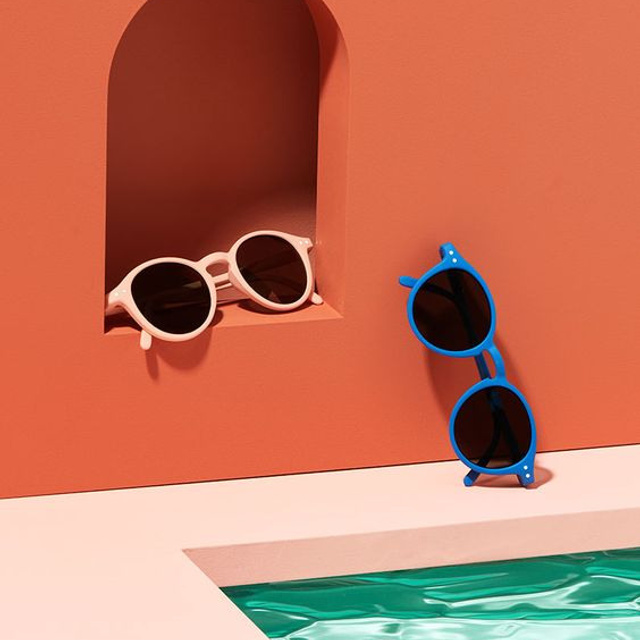 Предметное фото аксессуаров - стильные аксессуары для вашего особого момента.