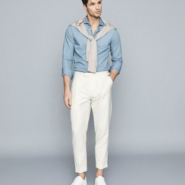 Предметное фото - классические мужские ансамбли.