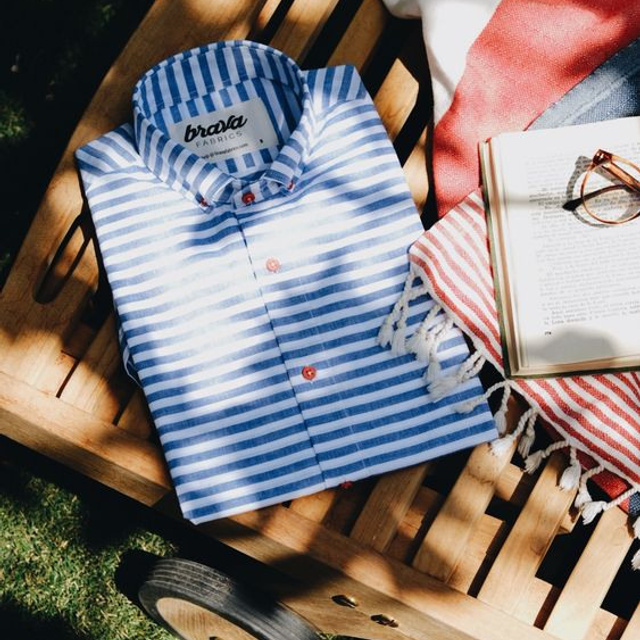 Предметное фото - практичные мужские наряды.