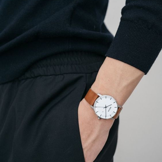 Предметное фото часов - олицетворение роскоши и изысканности.