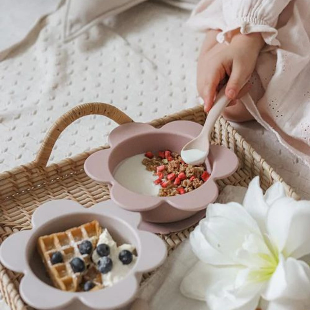 Предметное фото детских товаров - товары, которые делают игру и обучение вашего ребенка еще более интересными и увлекательными.