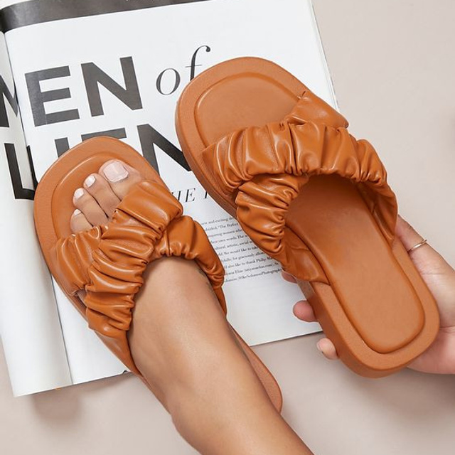 Предметное фото обуви - элегантные и удобные варианты, чтобы создать впечатляющий образ.