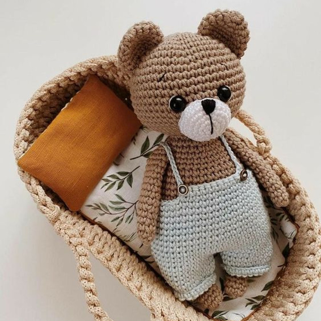 Предметное фото детских товаров - товары, способствующие развитию и творчеству вашего ребенка.