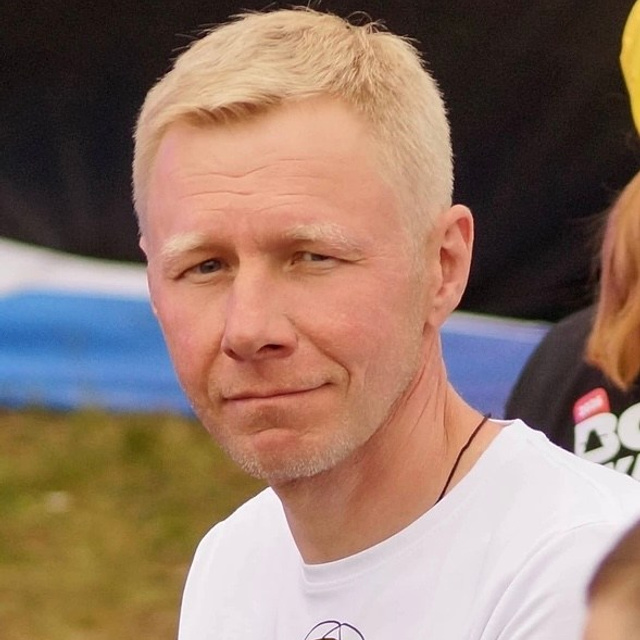 Отзывы. Графический дизайнер Илья Левченко