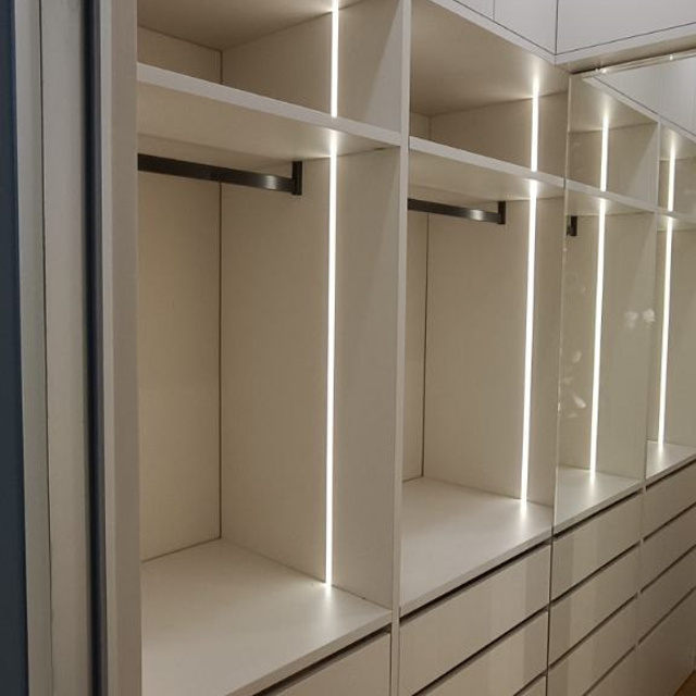 Гардеробные. КУХНИ, шкафы, гардеробные, предметы интерьера, дизайн-проект, замер, доставки и монтаж