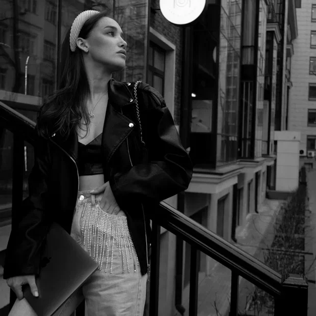 Женская одежда