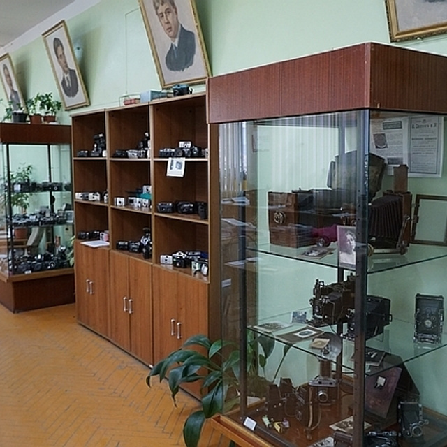 Выставки фототехники «От форматных до цифровых». Фотограф в Туле Крупский АнДРей. Фотостудия «КАДР71» в Туле