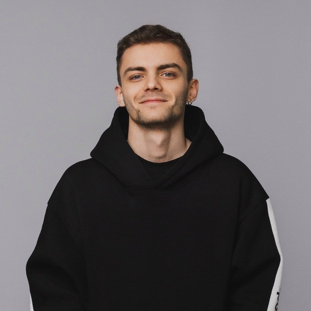 ПОРТФОЛИО ГРАФИЧЕСКОГО ДИЗАЙНЕРА. ПОРТФОЛИО ГРАФИЧЕСКОГО ДИЗАЙНЕРА