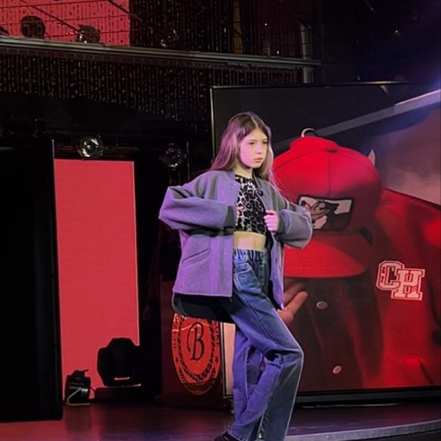 Республика Башкортостан, г. Уфа. Готова к съёмкам в таких городах как: Москва, в Санкт-Петербурге, в Уфе, Сочи, Краснодаре и любых ближайших городах РФ