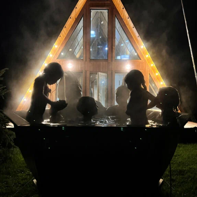 Коттедж для отдыха с чаном и баней на 6 человек — забронировать на выходные