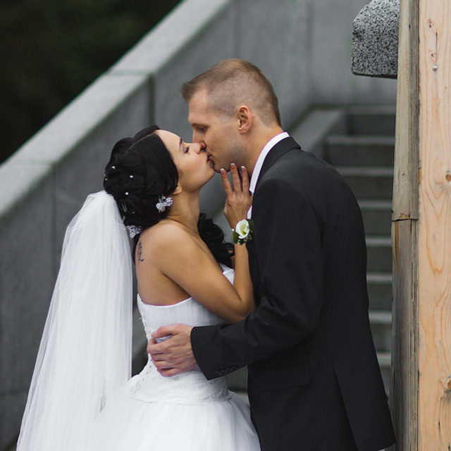 Отзывы невест о работе фотографа Никифорова-Гордеева Константина. Свадебный фотограф в Москве Никифоров-Гордеев Константин