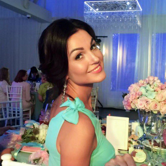 Отзывы невест о работе фотографа Никифорова-Гордеева Константина. Свадебный фотограф в Москве Никифоров-Гордеев Константин