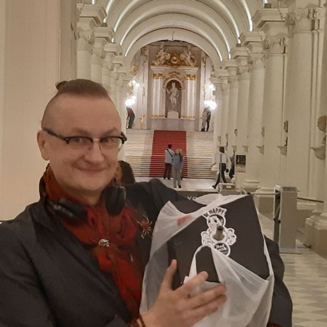 Музей Глазок. Roman Hodirev is an esoteriologist, multidisciplinary artist, photographer and musician. Saint Petersburg, Riga