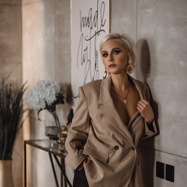 BEWERTUNGEN. Kunst Nacktfotograf Evgeny Nikonoff