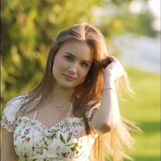 Анна и Арсений — видео Love story