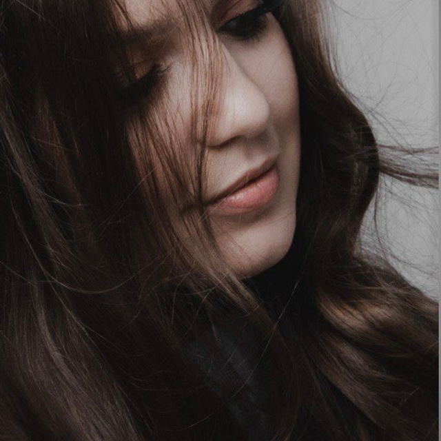 • Feedback. Cinematic presets video/photo, visual, content creator Lina Pleshakova