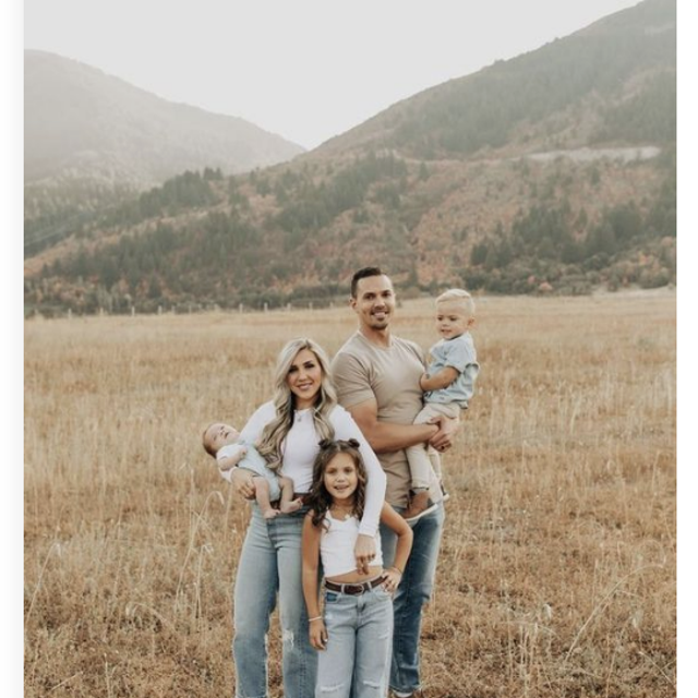 Образы для уличной фотосессии. Семейный и свадебный фотограф во Владивостоке