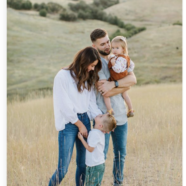 Образы для уличной фотосессии. Семейный и свадебный фотограф во Владивостоке