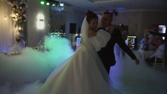 СВАДЕБНОЕ ВИДЕО. ВИДЕОГРАФ И ФОТОГРАФ В НОВОРОССИЙСКЕ / АНАПЕ / ГЕЛЕНДЖИКЕ