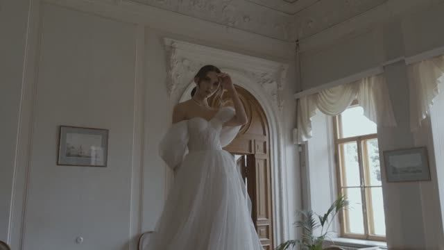 Креативные свадебные клипы и видеоролики. Свадебный видеограф в Москве Максим Лобач-Граубергер