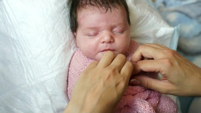 Видео со съемки новорожденных малышей. Семейный и детский фотограф, фотограф новорожденных в Новокузнецке Ири